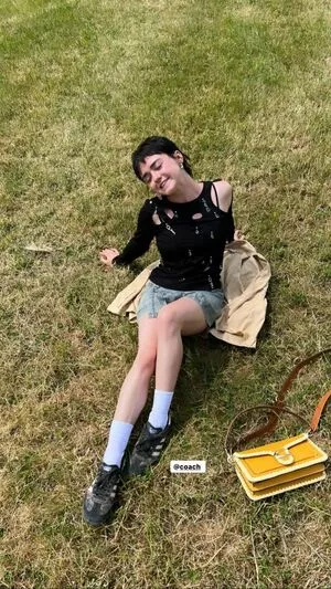 Maisie Williams OnlyFans Leaked Free Thumbnail Picture - #Z1dSOCiu30