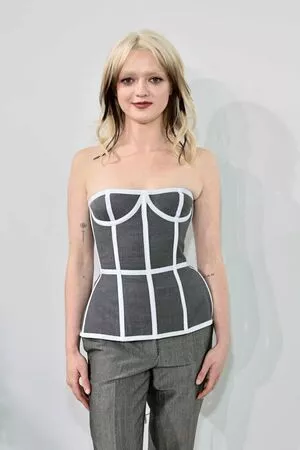 Maisie Williams OnlyFans Leaked Free Thumbnail Picture - #ZrbS9dbUFo