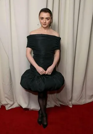 Maisie Williams OnlyFans Leaked Free Thumbnail Picture - #b2bfgAy5UX