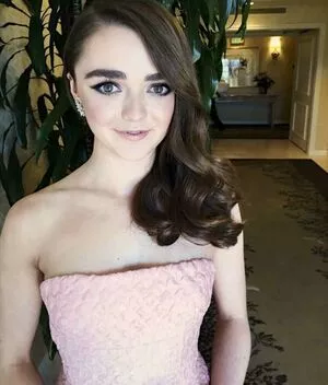 Maisie Williams OnlyFans Leaked Free Thumbnail Picture - #f6NQIqLJCz