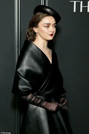 Maisie Williams OnlyFans Leaked Free Thumbnail Picture - #hbqz9X6qPk