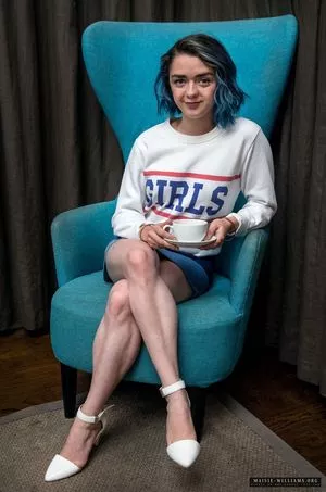 Maisie Williams OnlyFans Leaked Free Thumbnail Picture - #l4jQqqsfoA