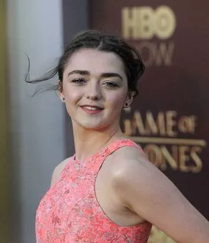 Maisie Williams OnlyFans Leaked Free Thumbnail Picture - #mCtJOj4WCa