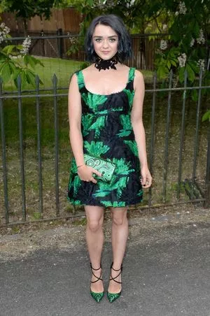 Maisie Williams OnlyFans Leaked Free Thumbnail Picture - #nLrIMYbf0s