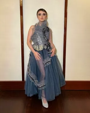 Maisie Williams OnlyFans Leaked Free Thumbnail Picture - #qe902nyATt