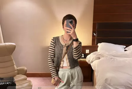 Maisie Williams OnlyFans Leaked Free Thumbnail Picture - #s80qkOpzB8