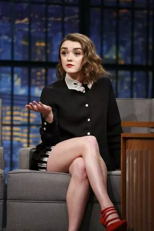 Maisie Williams OnlyFans Leaked Free Thumbnail Picture - #shH5k0J8yg