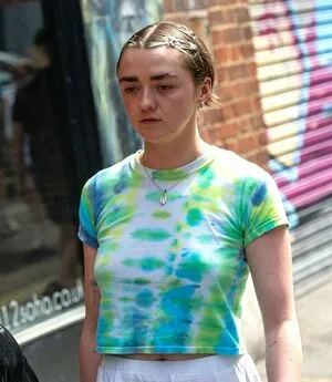 Maisie Williams OnlyFans Leaked Free Thumbnail Picture - #tAGobb0pR6