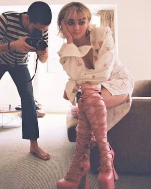 Maisie Williams OnlyFans Leaked Free Thumbnail Picture - #toYrhZwJiO