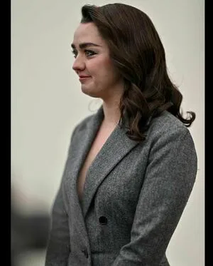 Maisie Williams OnlyFans Leaked Free Thumbnail Picture - #tuXadDkomv