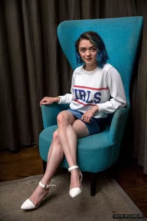 Maisie Williams OnlyFans Leaked Free Thumbnail Picture - #wCHp3ofECe