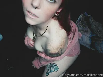 Maisiemoonx OnlyFans Leaked Free Thumbnail Picture - #yVaRMEd3DY