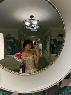 Maitreyi Ramakrishnan OnlyFans Leaked Free Thumbnail Picture - #OmFatR8Ick