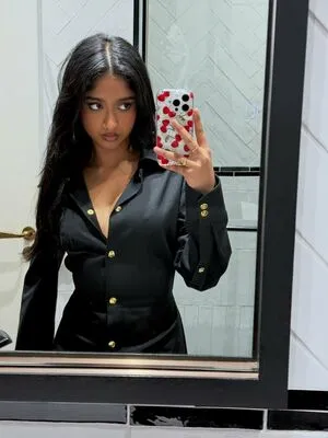 Maitreyi Ramakrishnan OnlyFans Leaked Free Thumbnail Picture - #cFJ5DRiJfd