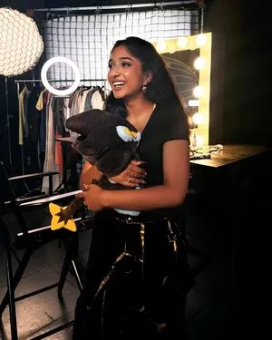 Maitreyi Ramakrishnan OnlyFans Leaked Free Thumbnail Picture - #tSTaGP12Tb