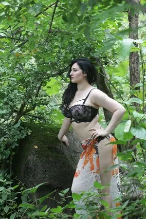 Maitri Ramaiya OnlyFans Leaked Free Thumbnail Picture - #L3DOPrfnLN