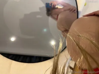 Maja Holf OnlyFans Leaked Free Thumbnail Picture - #B2GpDrT7DP