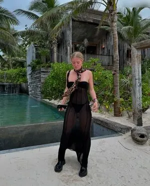 Majaaleonie OnlyFans Leaked Free Thumbnail Picture - #1CAsErVEuA