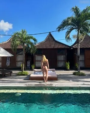 Majaaleonie OnlyFans Leaked Free Thumbnail Picture - #xFHscf1m54