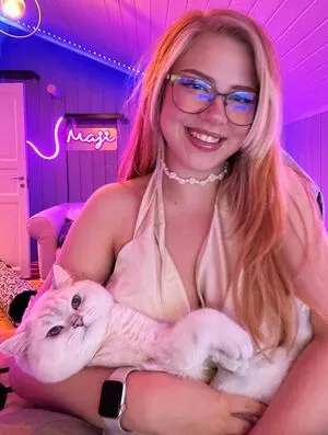 Majijej OnlyFans Leaked Free Thumbnail Picture - #NqChl2Hafe