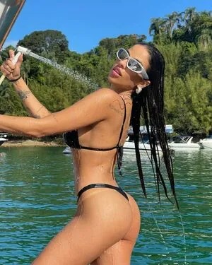 Maju Mazalli OnlyFans Leaked Free Thumbnail Picture - #1IN5br4iRS