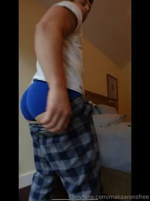 Makaaronsfree OnlyFans Leaked Free Thumbnail Picture - #1IlhfhTtJs