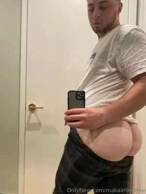 Makaaronsfree OnlyFans Leaked Free Thumbnail Picture - #DGc4EhluP8