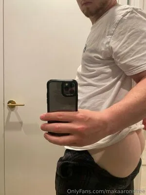 Makaaronsfree OnlyFans Leaked Free Thumbnail Picture - #SeE7HFALLi