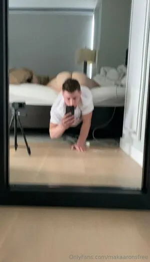 Makaaronsfree OnlyFans Leaked Free Thumbnail Picture - #ZKITBYdFrx