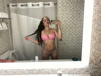 Makbook OnlyFans Leaked Free Thumbnail Picture - #XP7Wvs3BML