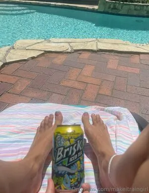 Makeitraingirl OnlyFans Leaked Free Thumbnail Picture - #P4adAdtNr6