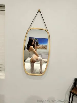Makeitraingirl OnlyFans Leaked Free Thumbnail Picture - #subGLc3xvI
