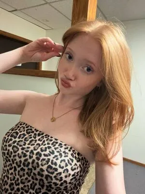 Makenna Kelly OnlyFans Leaked Free Thumbnail Picture - #4SLEvwsE1E