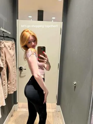 Makenna Kelly OnlyFans Leaked Free Thumbnail Picture - #Bsoleqaf9s