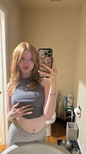 Makenna Kelly OnlyFans Leaked Free Thumbnail Picture - #PRToMqTS0N