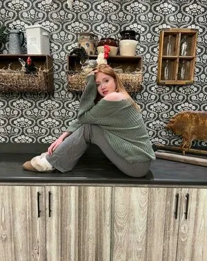 Makenna Kelly OnlyFans Leaked Free Thumbnail Picture - #QGSlMmQrNI