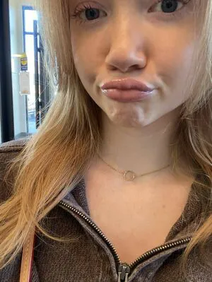 Makenna Kelly OnlyFans Leaked Free Thumbnail Picture - #Qhvs9Cdb5A