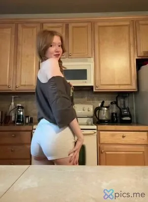 Makenna Kelly OnlyFans Leaked Free Thumbnail Picture - #Z1Cq4BIH76