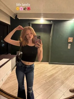 Makenna Kelly OnlyFans Leaked Free Thumbnail Picture - #aCdpk03vrR