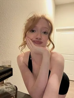 Makenna Kelly OnlyFans Leaked Free Thumbnail Picture - #csfFlLocLP