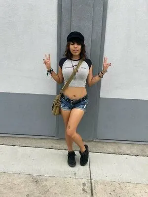 Makeoutradio OnlyFans Leaked Free Thumbnail Picture - #3xVJskNHm1