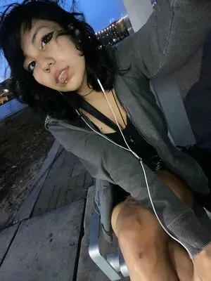 Makeoutradio OnlyFans Leaked Free Thumbnail Picture - #Hg0jnuUYAf