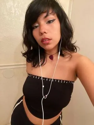 Makeoutradio OnlyFans Leaked Free Thumbnail Picture - #nZexHqjEvi