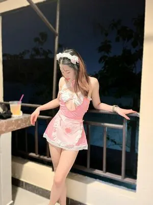 Makhin OnlyFans Leaked Free Thumbnail Picture - #DDoUeVB4f5