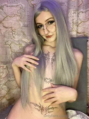 Makima Waifuu OnlyFans Leaked Free Thumbnail Picture - #9pNicLruBn