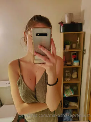 Makoshake OnlyFans Leaked Free Thumbnail Picture - #KJQdTU4faX