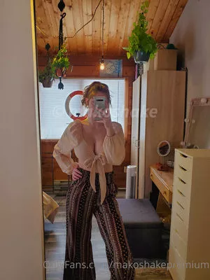Makoshake OnlyFans Leaked Free Thumbnail Picture - #ZwGNGXcoGM