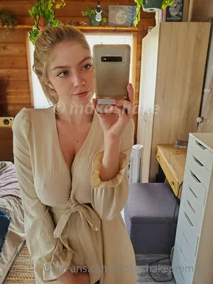 Makoshake OnlyFans Leaked Free Thumbnail Picture - #mLYakHGxug