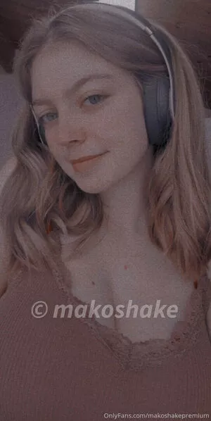 Makoshake OnlyFans Leaked Free Thumbnail Picture - #nVL9zGmabp
