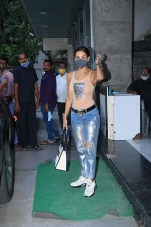 Malaika Arora OnlyFans Leaked Free Thumbnail Picture - #IsksSNKtyz